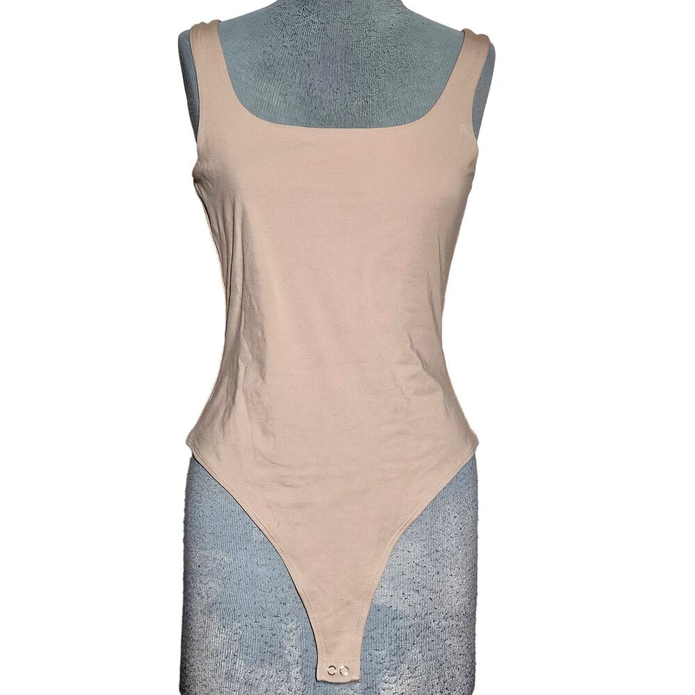 Banana Republic Cream Bodysuit Size Small